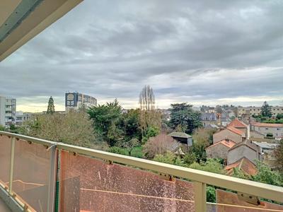 Appartement - 49 m² - 2 pièces