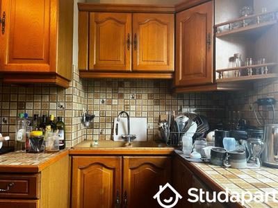 Chambre - 10 m² - 1 pièce