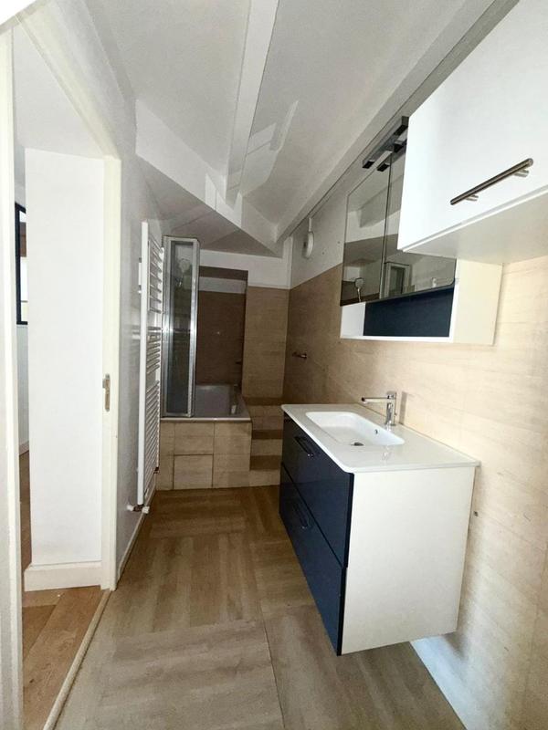 Appartement - 81 m² - 3 pièces