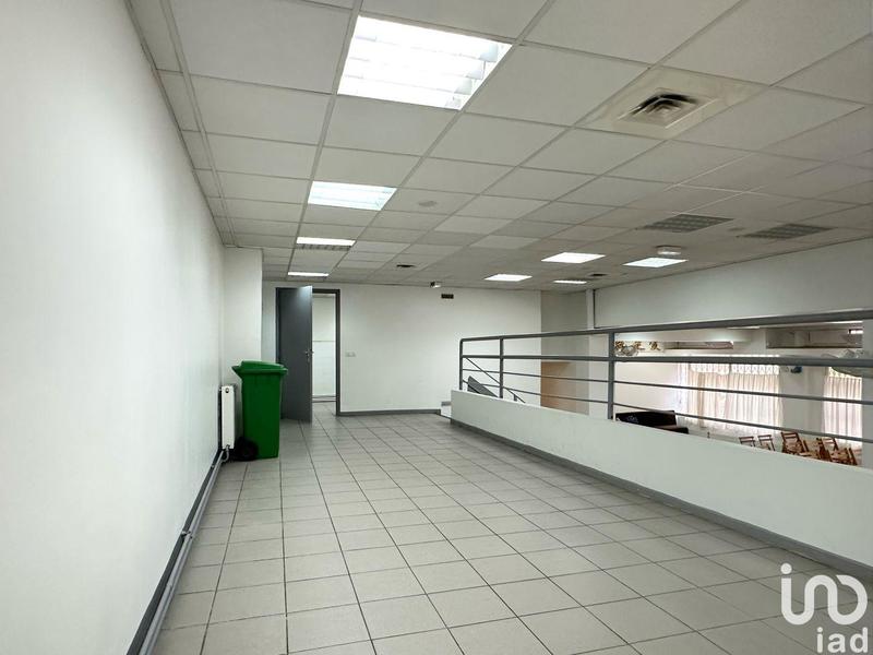 Local commercial - 243 m² - 3 pièces