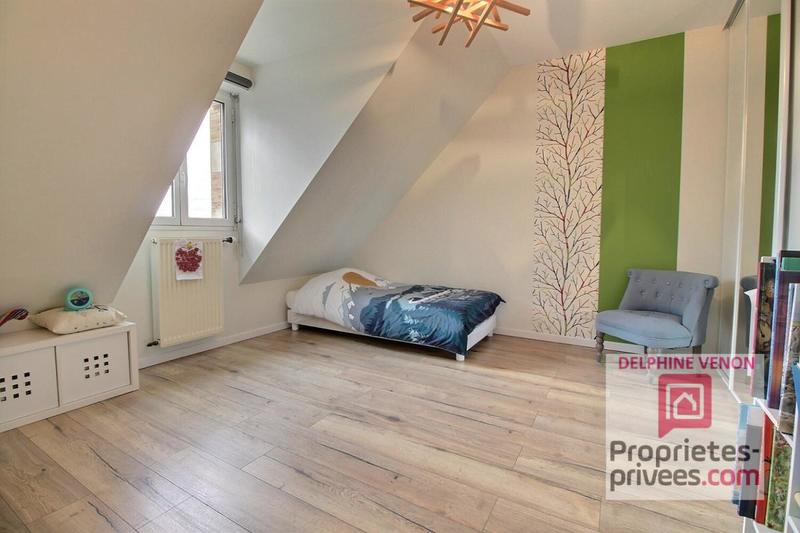 Maison - 152 m² - 6 pièces