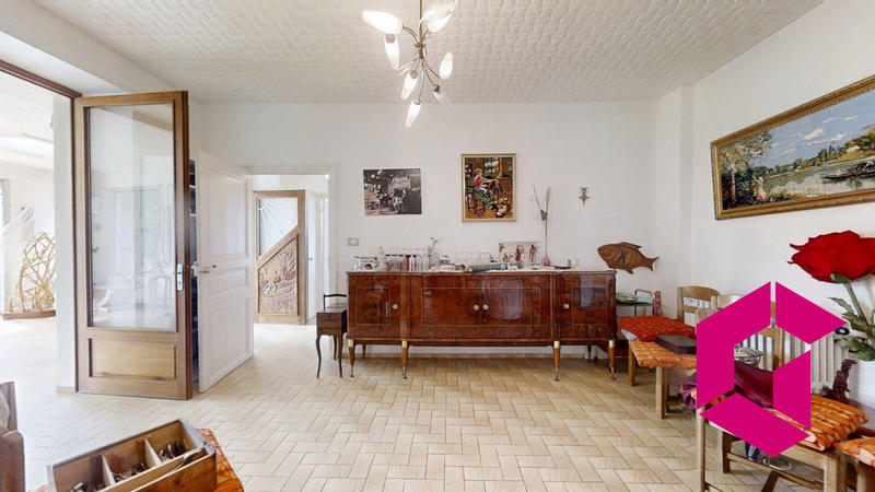 Maison - 190 m² - 7 pièces