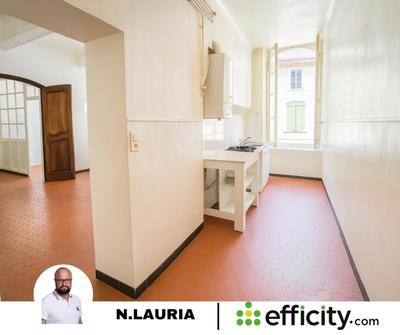 Appartement - 94 m² - 4 pièces