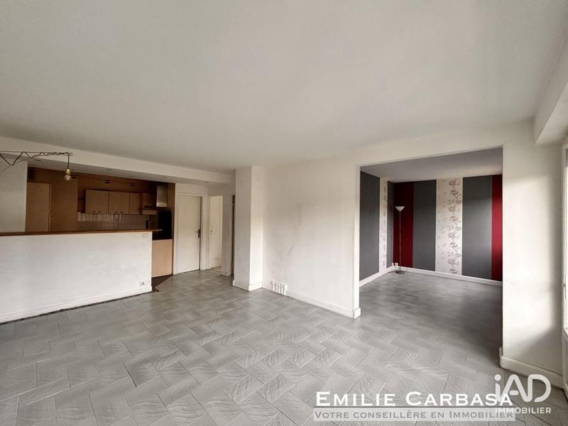 Appartement - 81 m² - 5 pièces