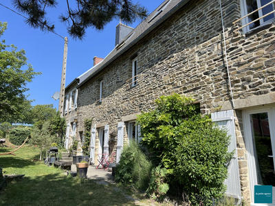 Maison - 281 m² - 8 pièces