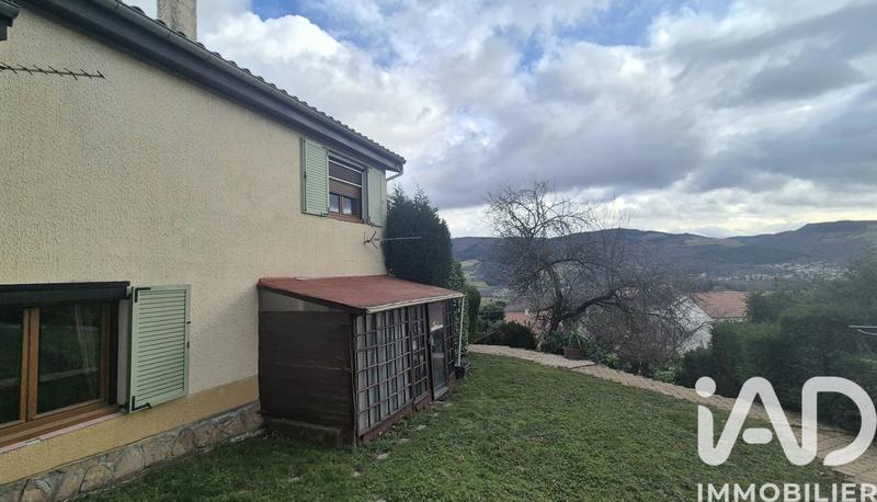Maison - 90 m² - 3 pièces
