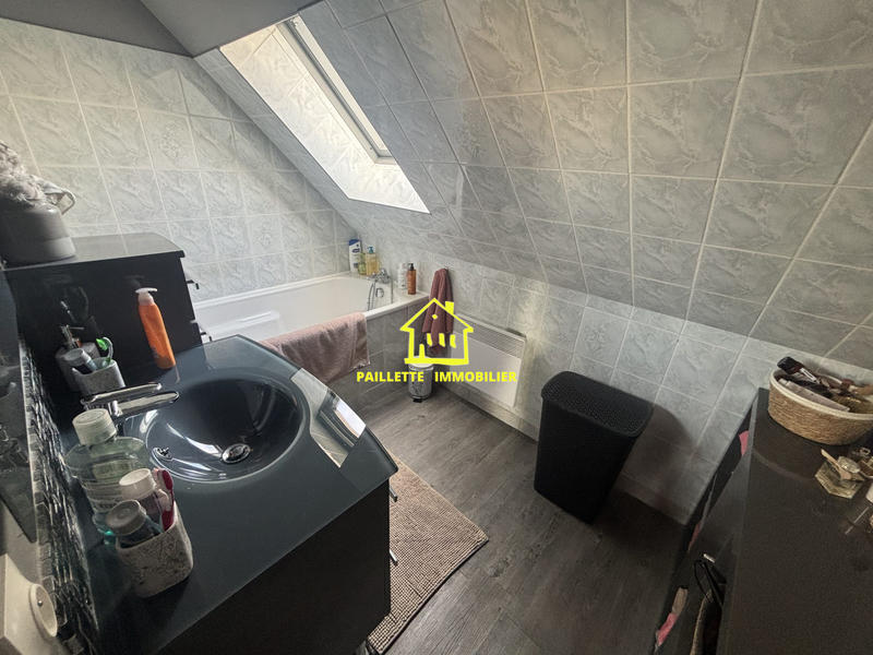 Maison - 83 m² - 4 pièces