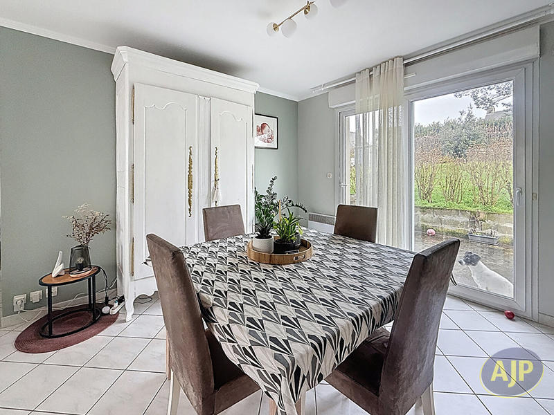 Maison - 129 m² - 5 pièces