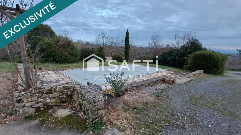 Maison - 230 m² - 10 pièces