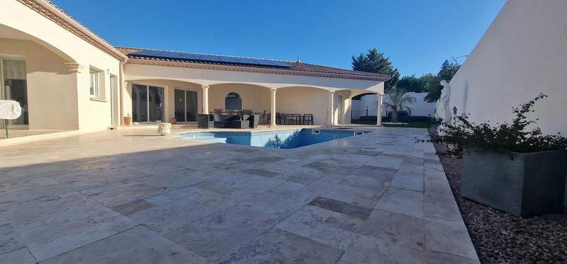 Villa - 291 m² - 7 pièces