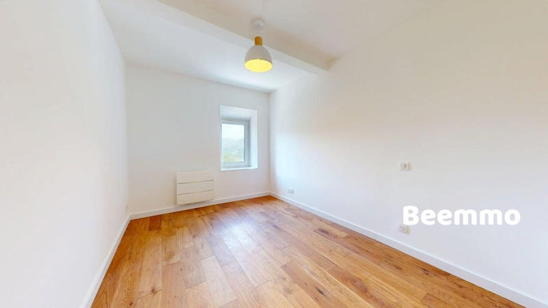 Appartement - 75 m² - 4 pièces