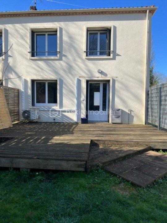 Maison - 97 m² - 4 pièces