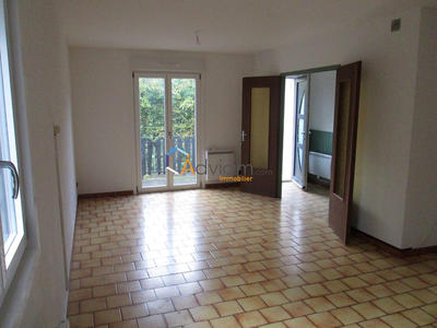 Maison traditionnelle - 115 m² - 6 pièces