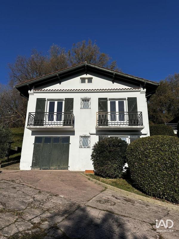 Maison - 145 m² - 7 pièces