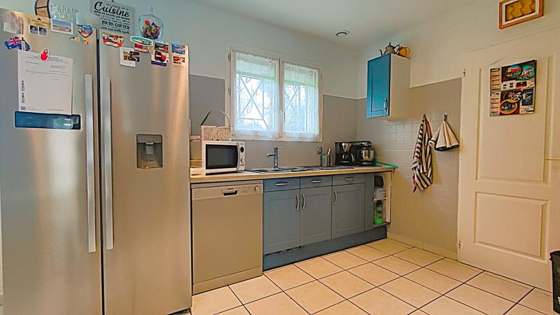 Maison - 99 m² - 6 pièces