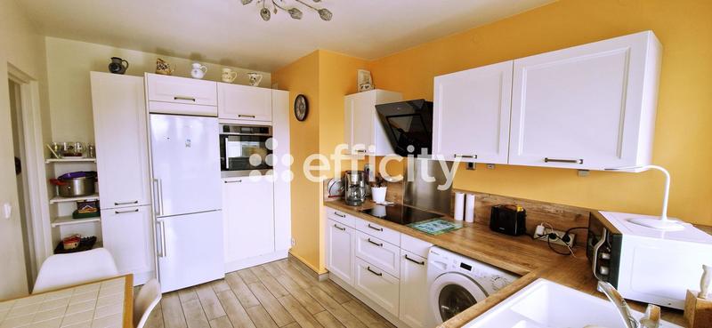 Appartement - 81 m² - 4 pièces