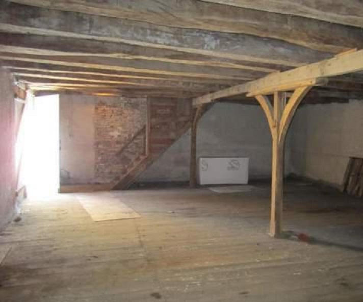 Grange - 113 m² - 1 pièce