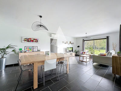 Maison - 118 m² - 6 pièces