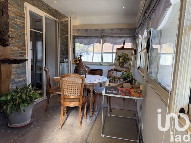 Maison - 182 m² - 7 pièces