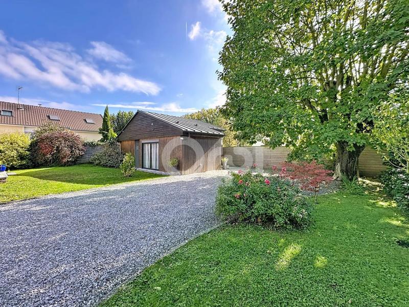 Maison - 121 m² - 4 pièces