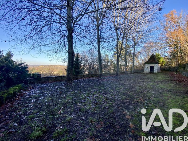 Maison - 138 m² - 2 pièces