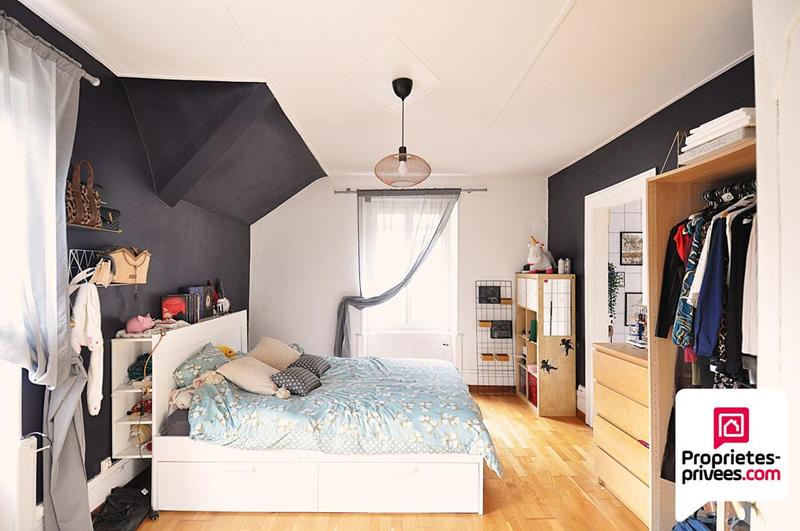 Maison - 105 m² - 5 pièces