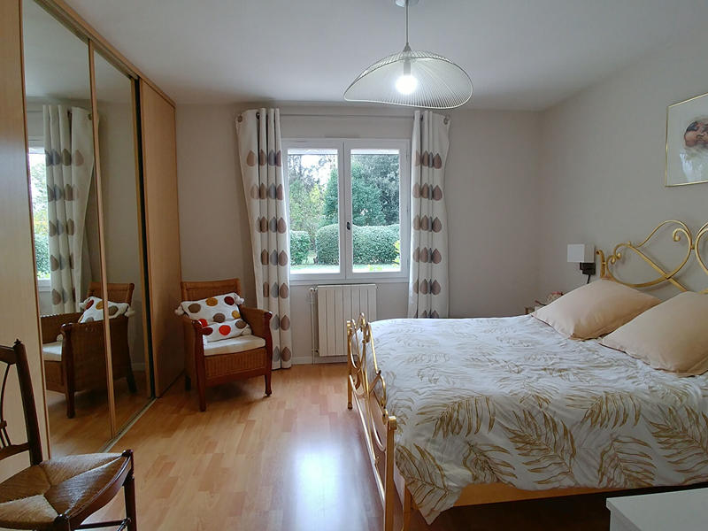 Maison - 200 m² - 6 pièces