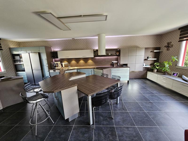 Pavillon - 157 m² - 6 pièces