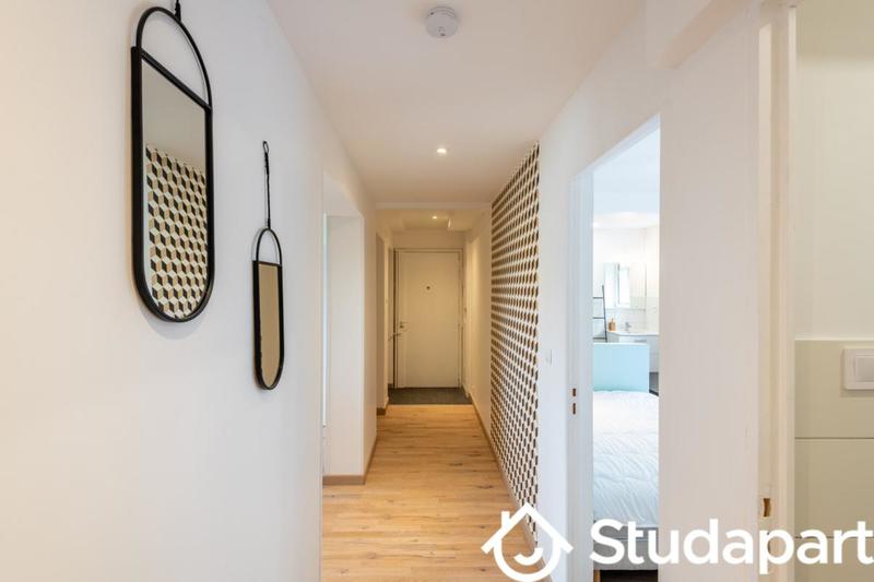 Chambre - 11 m² - 1 pièce