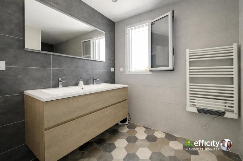 Villa - 190 m² - 6 pièces