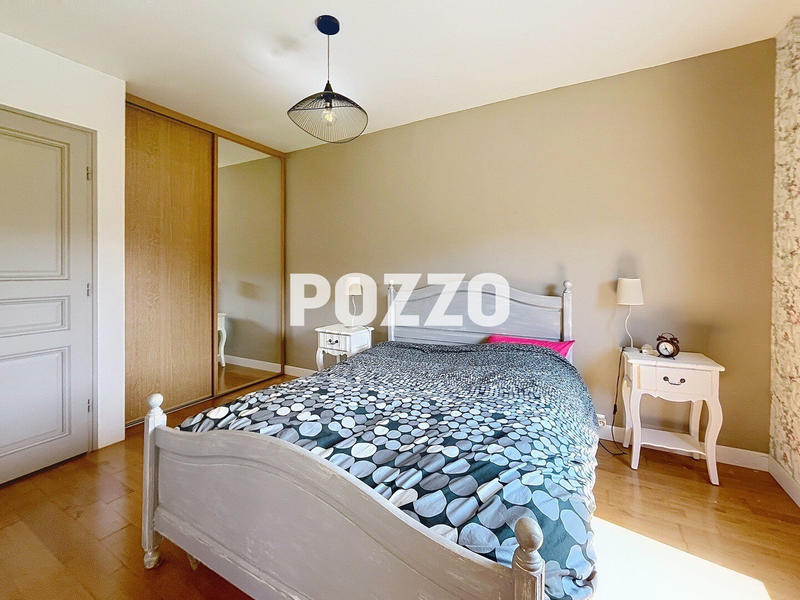 Maison - 160 m² - 6 pièces