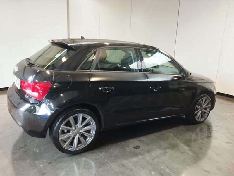Audi A1 1.6 Tdi 90 Ba 5p