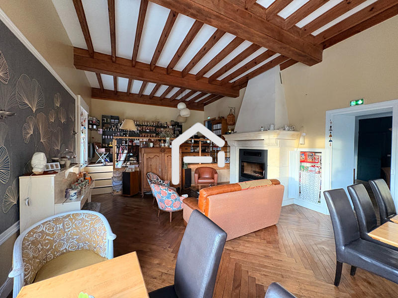 Maison - 180 m² - 6 pièces