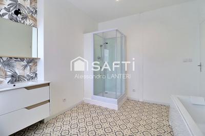 Maison - 111 m² - 4 pièces