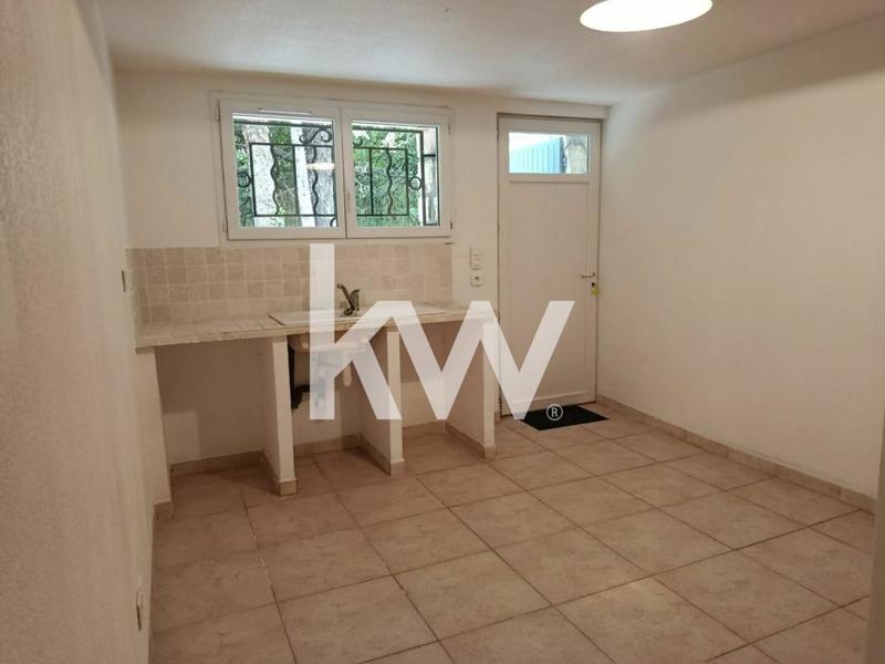 Bureau - 450 m² - 14 pièces