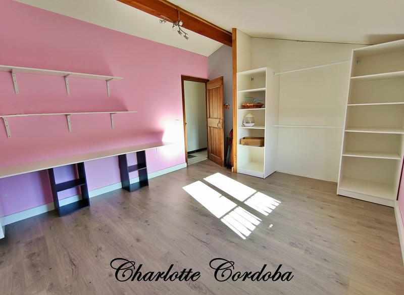 Maison - 146 m² - 5 pièces