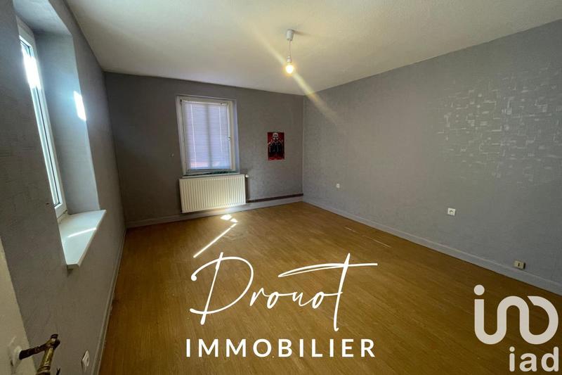 Maison - 238 m² - 9 pièces