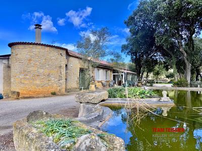 Maison - 205 m² - 11 pièces