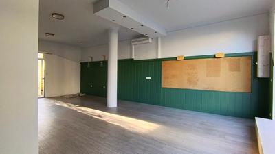 Local commercial - 57 m² - 1 pièce