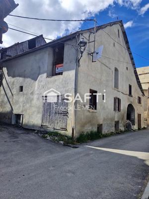 Maison - 258 m² - 3 pièces