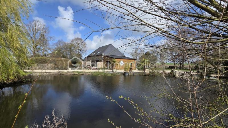 Propriété - 303 m² - 12 pièces