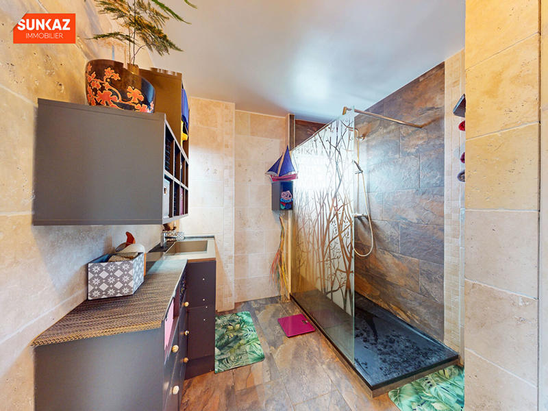 Appartement - 70 m² - 3 pièces