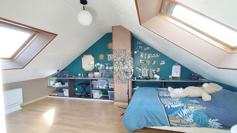 Maison - 145 m² - 6 pièces