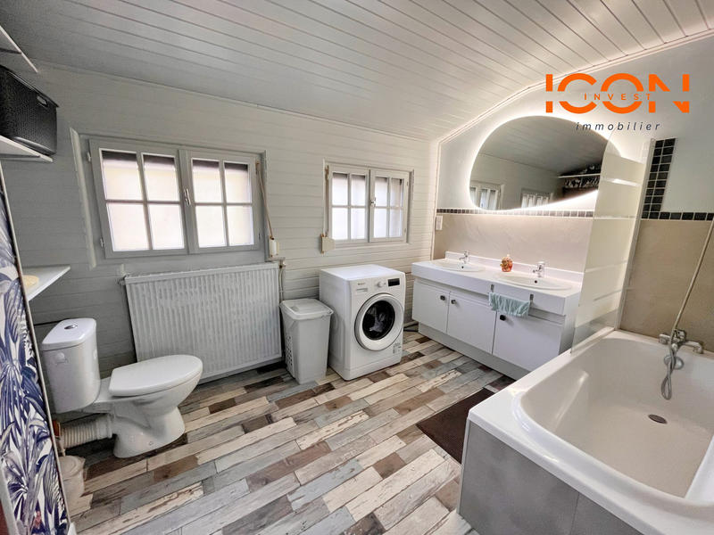 Maison - 165 m² - 7 pièces