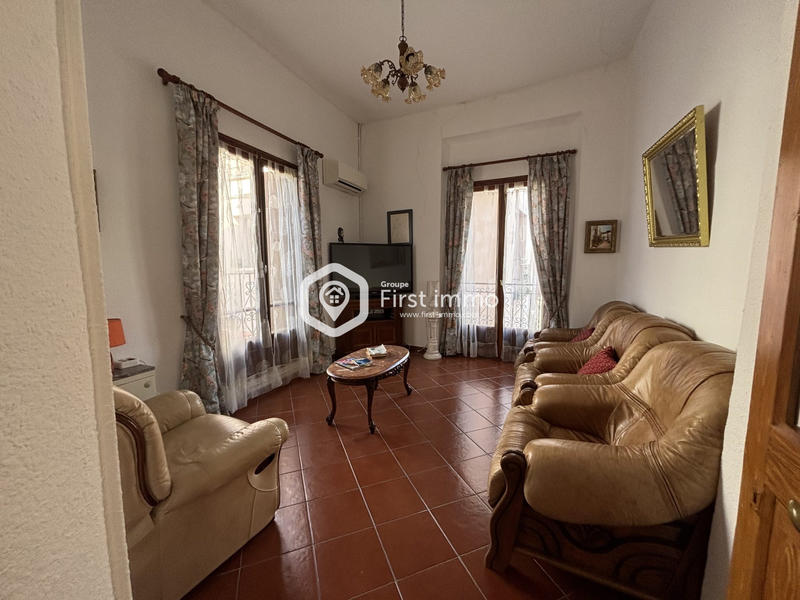 Maison - 189 m² - 10 pièces