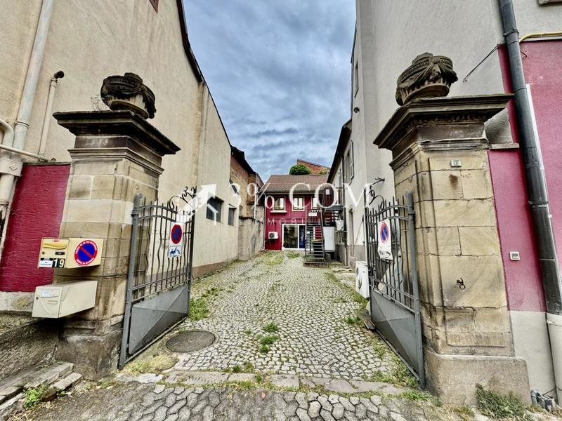 Local commercial - 172 m² - 3 pièces