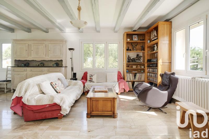 Maison - 286 m² - 9 pièces