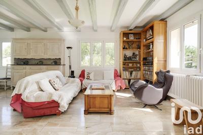 Maison - 286 m² - 9 pièces