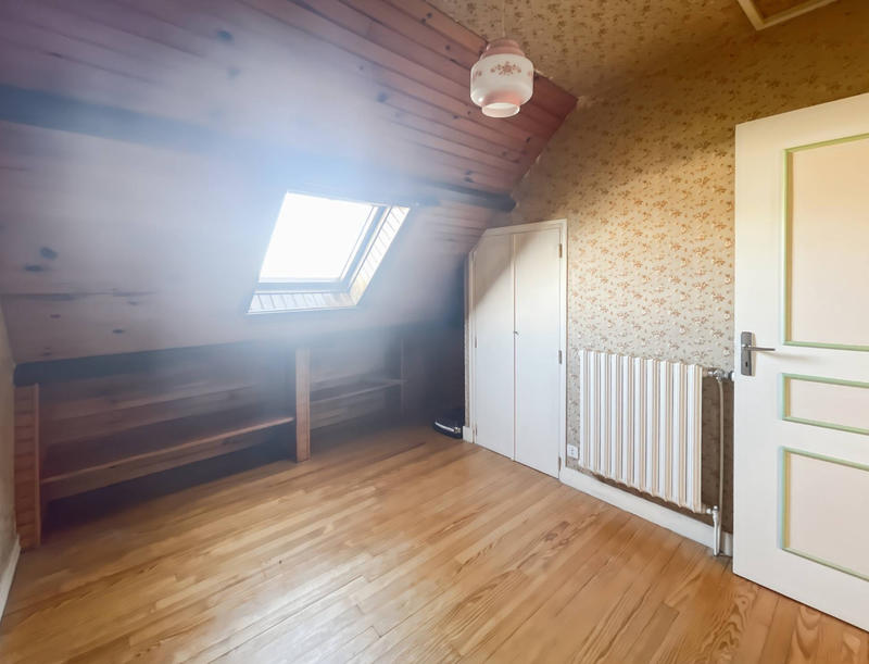 Maison - 100 m² - 4 pièces