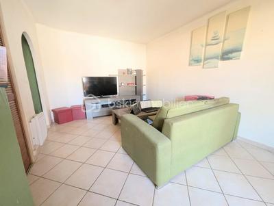 Studio - 27 m² - 1 pièce